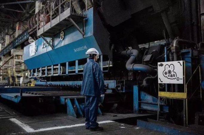 AR增強現(xiàn)實頭盔應(yīng)用在KSP鋼鐵廠生產(chǎn)線