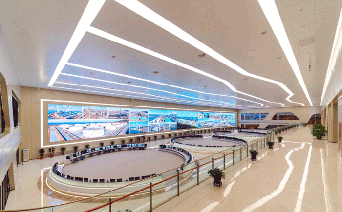 恒力2000萬噸/年煉化一體化項(xiàng)目中控室