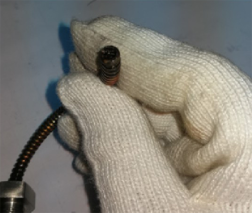 Pt100鉑熱電阻引線燒斷截面圖